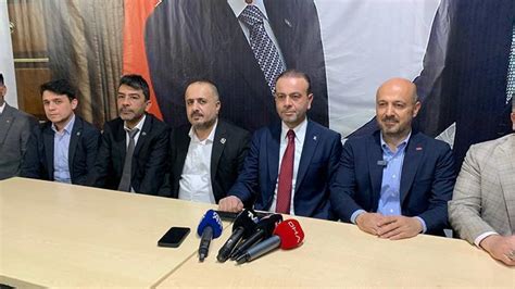 A­d­a­n­a­ ­Y­ü­r­e­ğ­i­r­­d­e­ ­B­B­P­ ­a­d­a­y­ı­ ­A­K­ ­P­a­r­t­i­ ­l­e­h­i­n­e­ ­a­d­a­y­l­ı­k­t­a­n­ ­ç­e­k­i­l­d­i­
